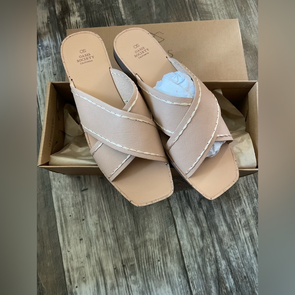 Oasis Society Nude Slide Sandal. Size 7.5. NIB